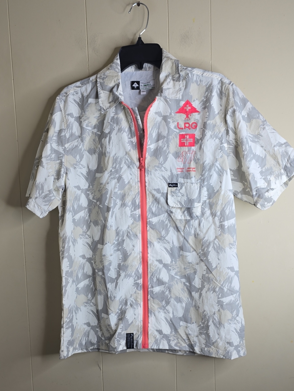 LRG Brush Up Camo Zip Woven Cream Shirt Size Small